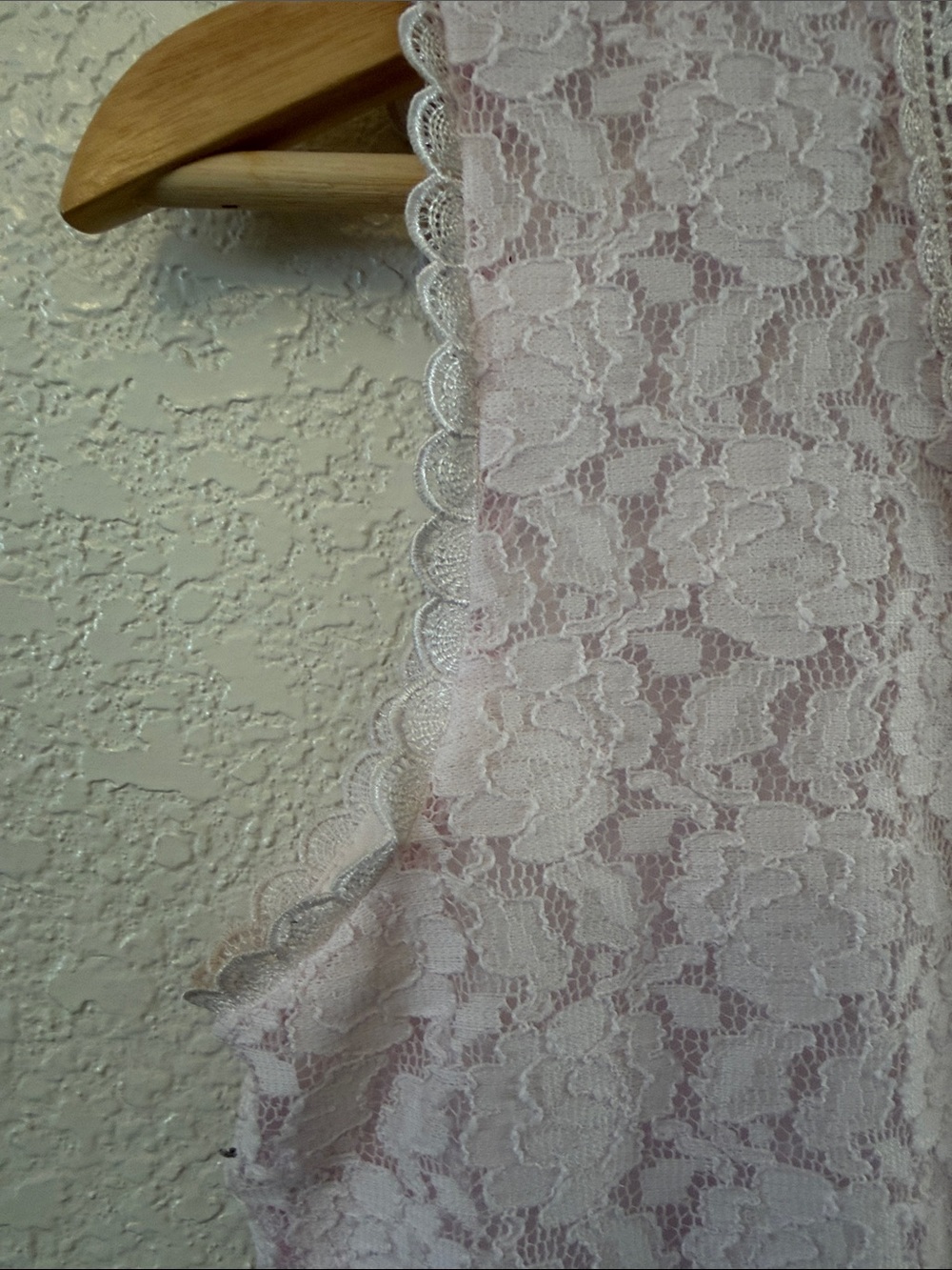 Karl Lagerfeld Paris White Top with Lace Trim - Picture 4 of 8